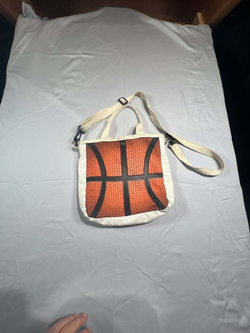 Vintage Basketball Print Canvas Tote Crossbody Bag - Picture 4 of 6